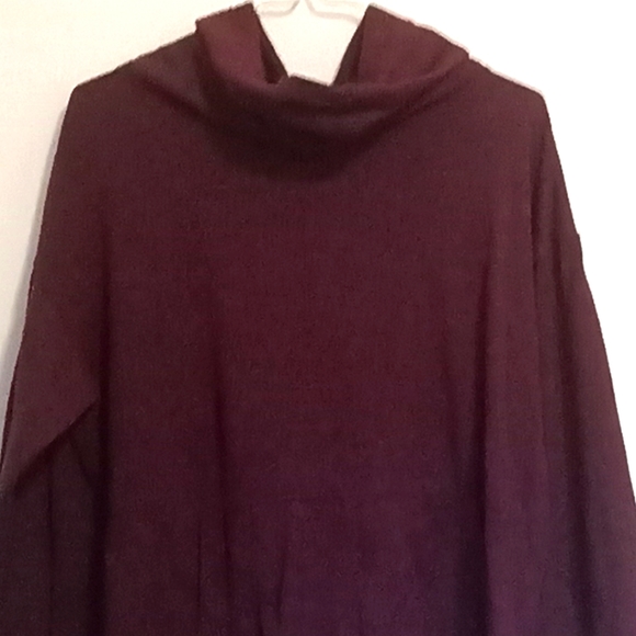 Woman's Long Sleeve Fleece Sz:M - Picture 3 of 5